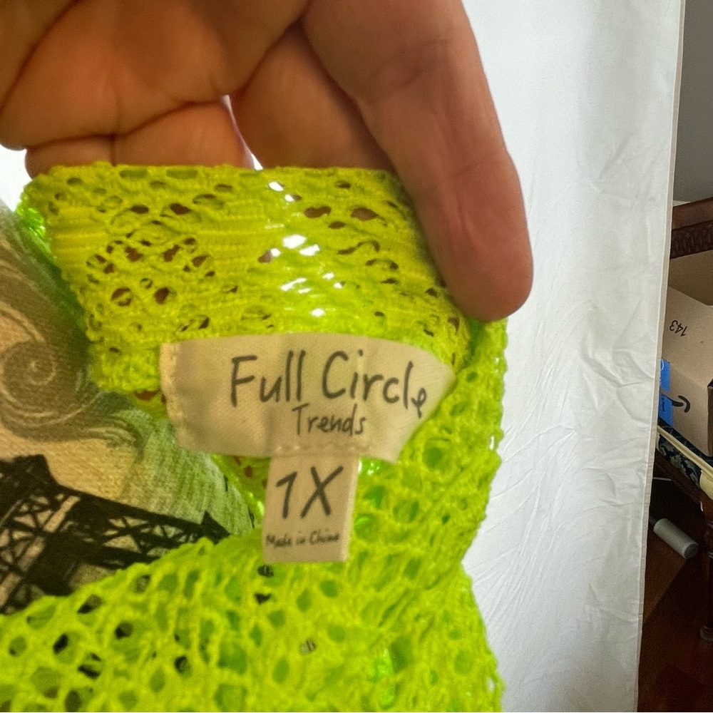 Full Circle Trends Vibrant Neon Green Lace Blouse - Picture 4 of 5
